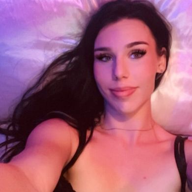 𝔠𝔞𝔰𝔢𝔶 🦇 (toxxicfreak) OnlyFans Profile Image