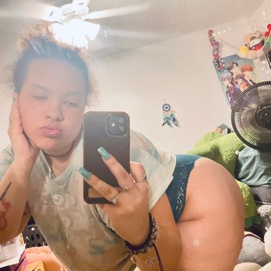 Nessa 🦈💕 (sharkie.417) Profile Photo Added 2025-07-08