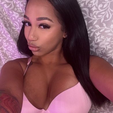 Mila (realexoticmila) Profile Photo Added 2025-10-10