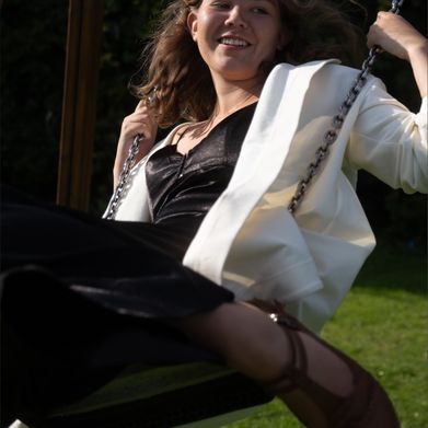 Amara Elise (theamaraelise) Header Photo Added 2025-02-12