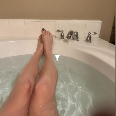 Desiree (dezipooh69) Header Photo Added 2025-01-29