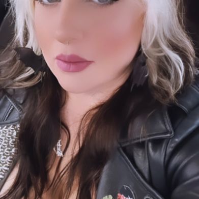 Totally boobie (totalboober) Profile Photo Added 2024-07-10