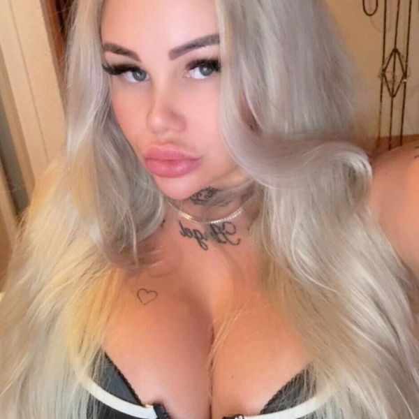 Amelie (amelie.roseee) OnlyFans profile photo