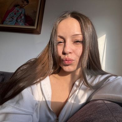 Liza Loveness (liza_loveness) OnlyFans profile photo