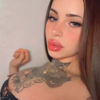 MISS SOFFIA  👸🏻 Added Photo on 2025-08-19