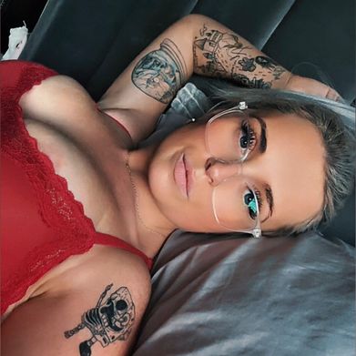 ✨ Laura Jayne VIP ✨ Added Photo on 2025-06-09