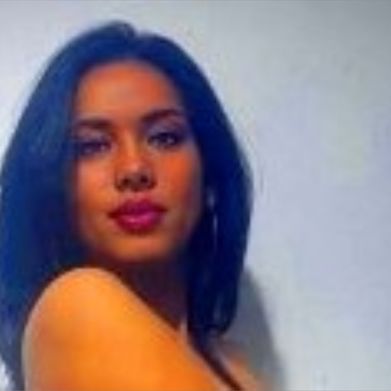 Rebeca Berex (rebecaberex) Header Photo Added 2025-02-12