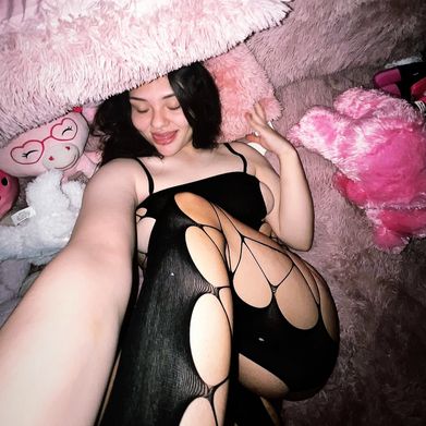 Ariana ochoa🌽⭐️🤰🏻 Added Photo on 2025-05-25