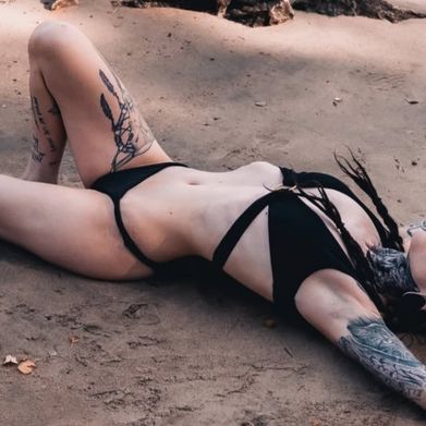 CheyNieh (cheynieh) Header Photo Added 2025-09-03