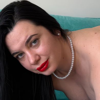 Nola Sinclair (nolasinclair) Header Photo Added 2025-05-05