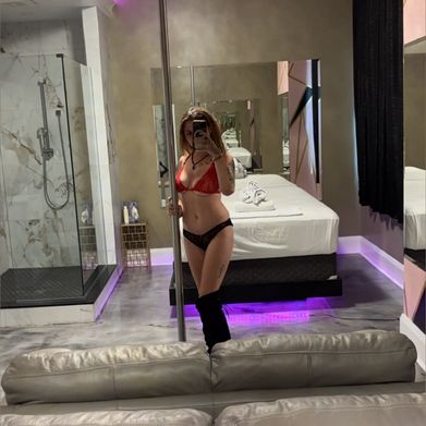 Sweet Layla 💦 (laylathegoddess19xo) Header Photo Added 2025-02-05