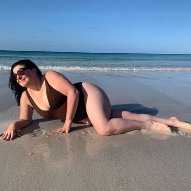 Goddesscvnthole (goddesscvnthole) Header Photo Added 2025-02-20