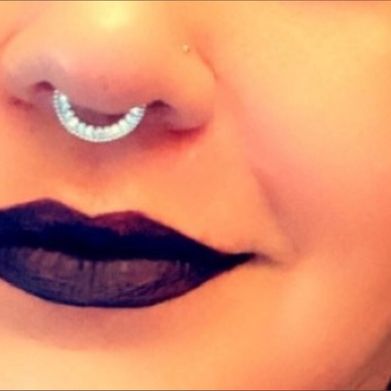 Molly Moon (mollymoon77) Header Photo Added 2025-08-17