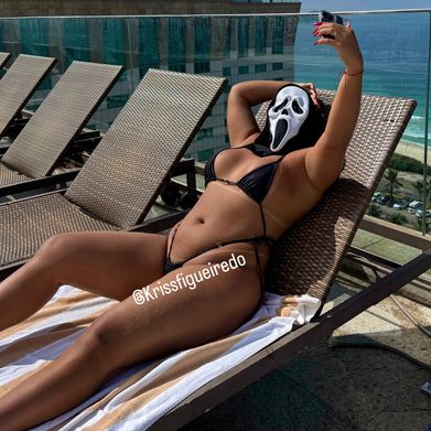 Krissia Figueiredo Removed Photo on 2024-11-21