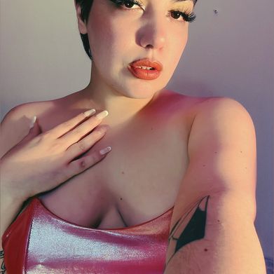 QueenStephanie👑 Added Photo on 2024-11-27