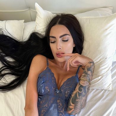 Giulia (giuliascarozza) OnlyFans Profile Image