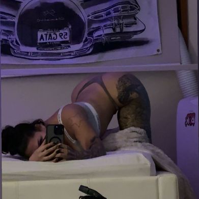 Nelly (onlychanelly) Header Photo Added 2025-09-07