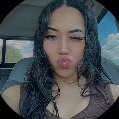 OnlyFans Model Andrea 🤍 (hearteyebandit) Profile Image