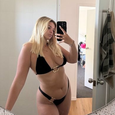 mary (itslamary) OnlyFans profile photo