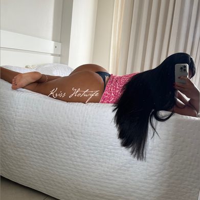 Krissia Figueiredo Added Photo on 2025-01-23