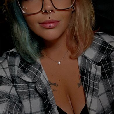 Courtney Lynn (courtlynn32) OnlyFans Profile Image