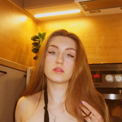 Veronika (just.verona) Profile Photo Added 2025-03-24