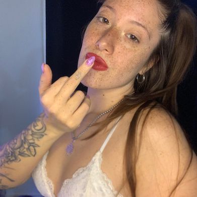 Sienna (gingersienna) Profile Photo Added 2025-09-25