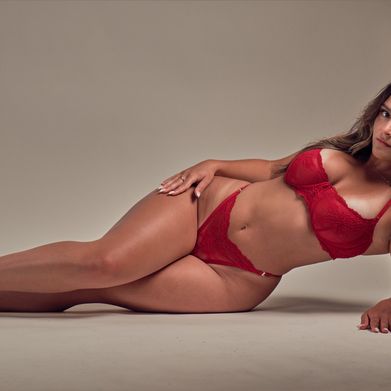 meg 🫶 (mbelangerfrisina) Header Photo Added 2024-12-30