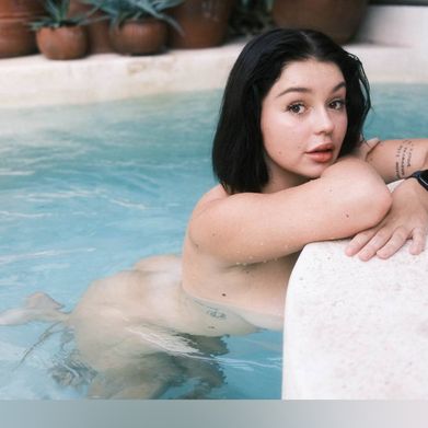 Kerri Sky 💙 (kerriskyy) Header Photo Added 2025-05-29