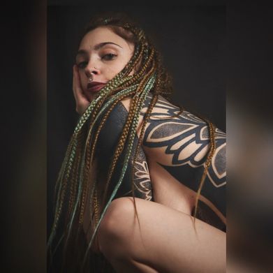 EvaLeaL🐍 (evaleal98) Header Photo Added 2025-02-28