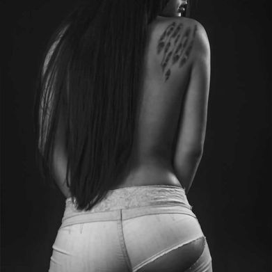 Laurah Zapata (laurahzapata) Header Photo Added 2025-03-04