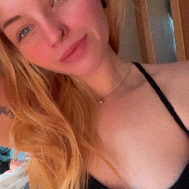 Cherry Blossom (chloexlynn) Profile Photo Added 2025-03-20