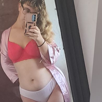 Lilli Hale (lillihalereal88) OnlyFans Profile Image