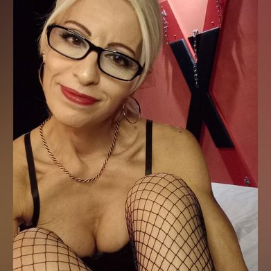 ⛓️ 𝘿𝙀𝘼 𝙋𝙀𝙍𝙑𝙀𝙍𝙎𝘼 🖤 (electravellini) Profile Photo Added 2025-09-14