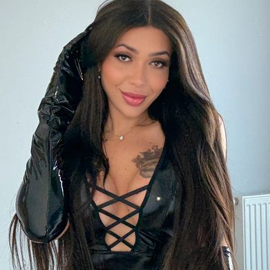 OnlyFans Model 🎀 TS Miss Ella 🎀 (tsmissella) Profile Image