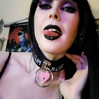 Sasha🎀Voorhees Added Photo on 2025-02-19