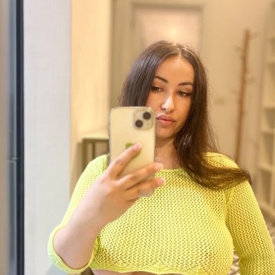 Eva (cheeky_eva) OnlyFans profile photo