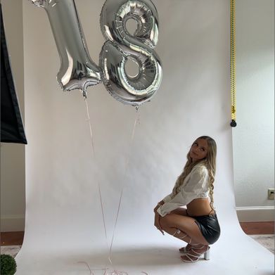 Pink princess (pinkprincess2025) Header Photo Added 2025-09-27