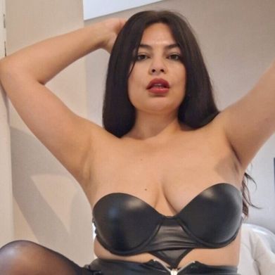 𝘿𝙊𝙈𝙈𝙀🖤𝙈𝙊𝙈𝙈𝙔 (mommyeugenia) Profile Photo Added 2025-11-13