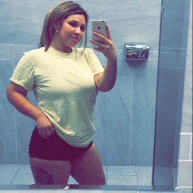 Jess Nicole 🩷 Added Photo on 2025-03-04