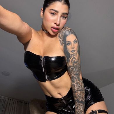 𝑳𝒆𝒏𝒏𝒂 𝑰𝒗𝒂𝒏𝒐𝒗𝒂 ❤ (lennaivanovavip) Profile Photo Added 2025-06-09