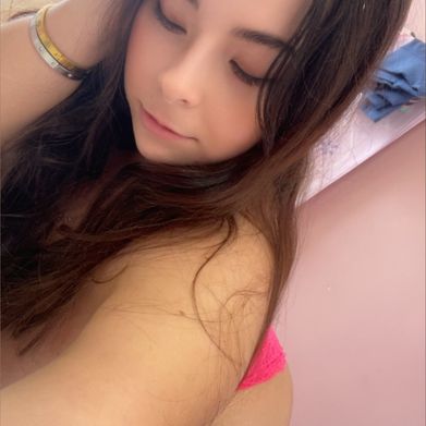 Marie (marie_72803) Profile Photo Added 2025-10-10