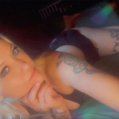 🌹 Miss Rose 🌹 (missrose120) Header Photo Added 2025-09-26