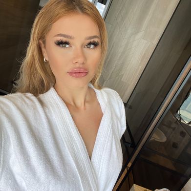 OnlyFans Model B (biancaxoxo111) Profile Image