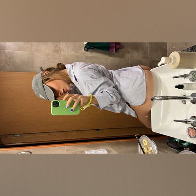 Valentine≽^• ˕ • ྀི≼ (valhala.bby) Header Photo Added 2025-10-03