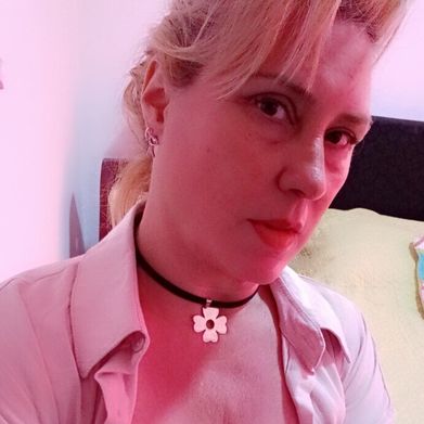 mumylatina (mumylatina) Header Photo Added 2025-10-24