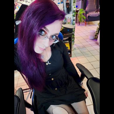 OnlyFans Model Neaura Nightsong (neaura) Profile Image