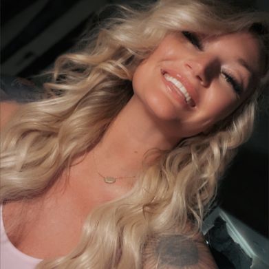 Kinsie 🩷 Added Photo on 2025-04-15