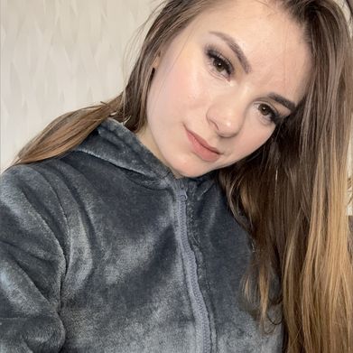 Lily Lyric (lilylyriic) Profile Photo Added 2025-05-24