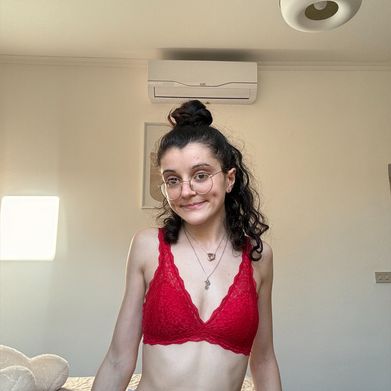 Venere Battisti 👧 (battistivenere) Profile Photo Added 2025-06-09